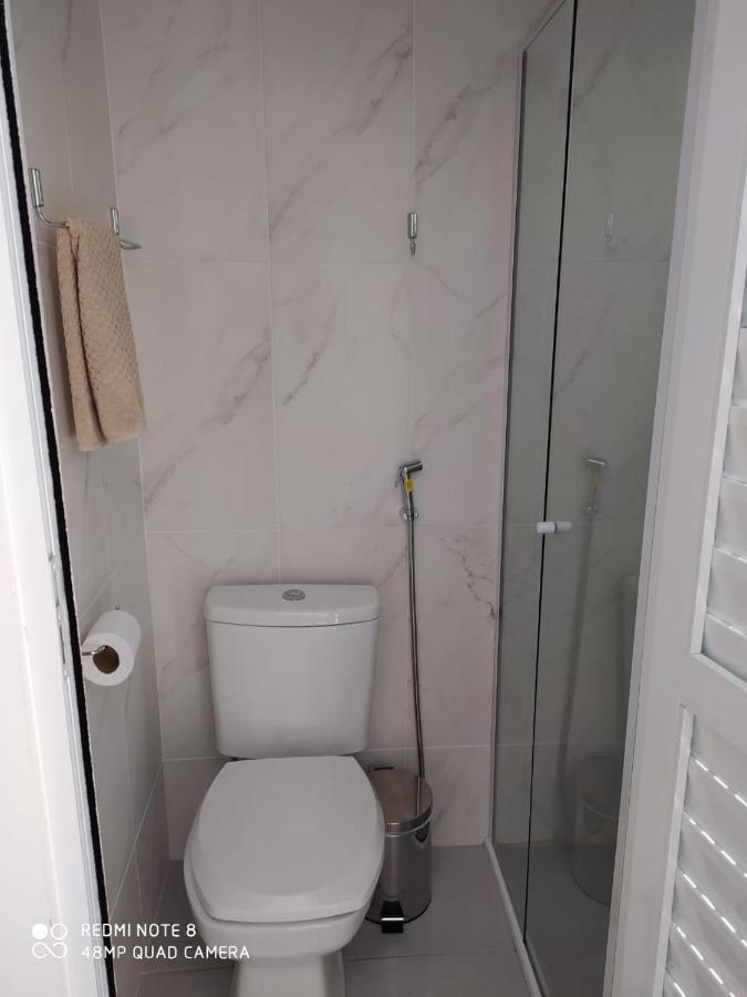 Apartamento Pousada Casa Verde - Quartos Individuais - Smart Tv 32 - E Banheiro Privativo Itajaí Exterior foto