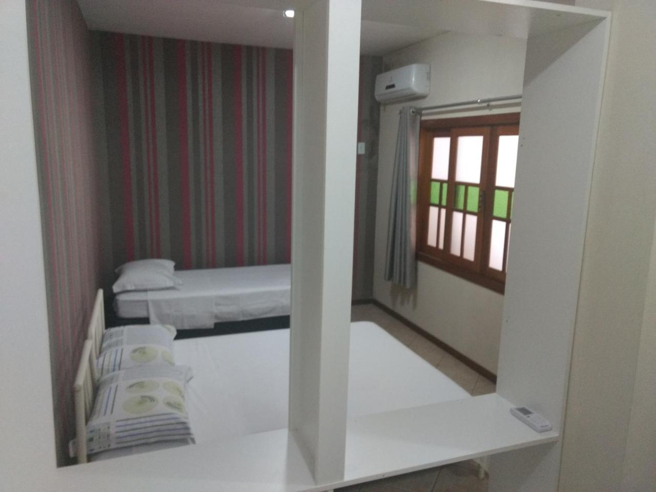 Apartamento Pousada Casa Verde - Quartos Individuais - Smart Tv 32 - E Banheiro Privativo Itajaí Exterior foto
